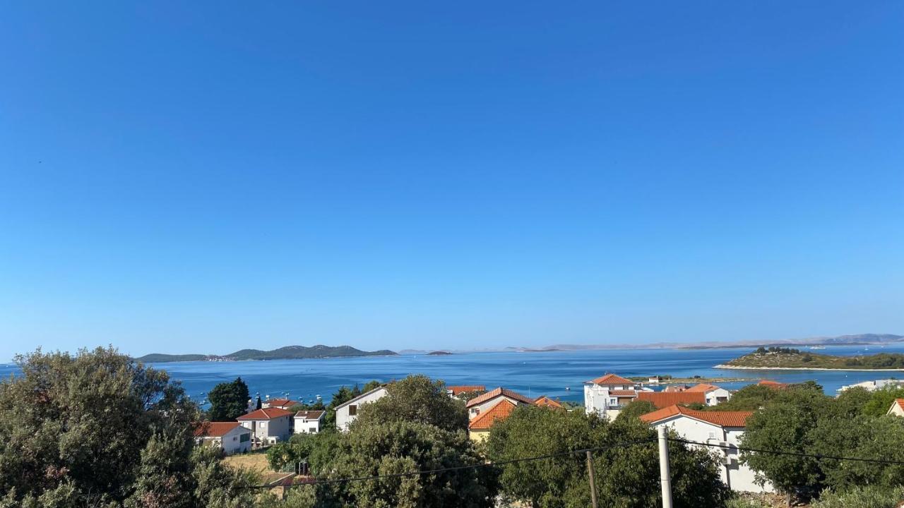 Lukenda Rooms Pakoštane Esterno foto